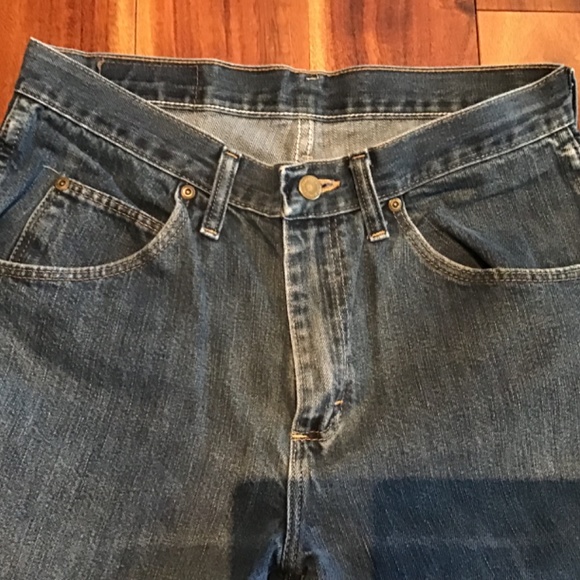 Vintage Wrangler Cropped Jeans - Picture 3 of 3